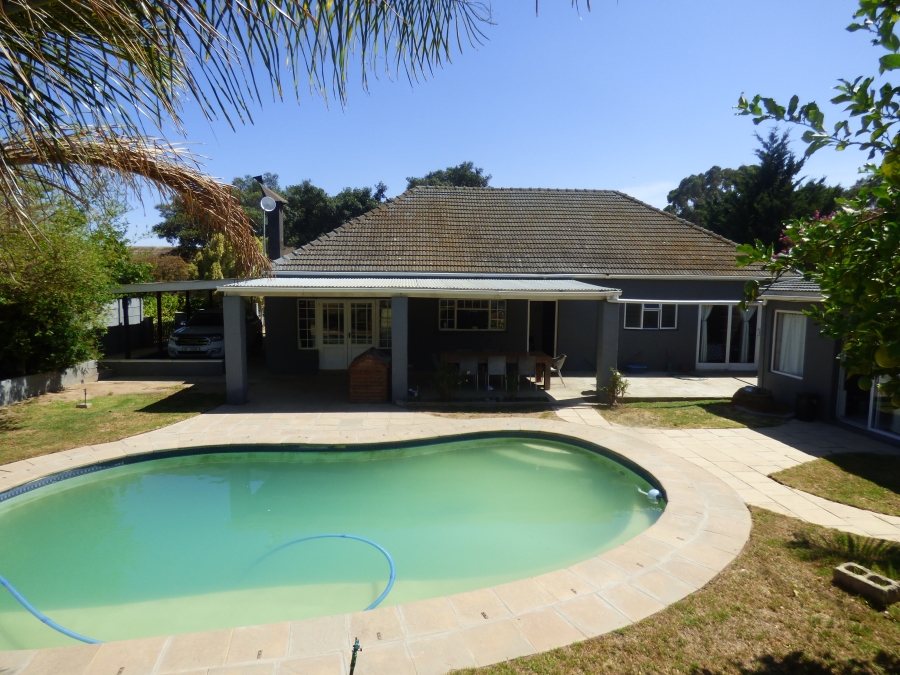 4 Bedroom Property for Sale in Darling Western Cape